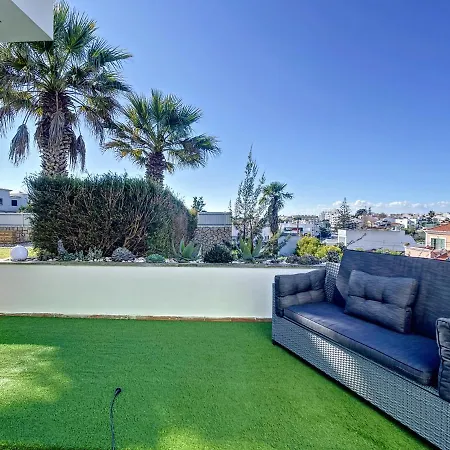 Summer Cascade Pequeno Almoco Incluido *