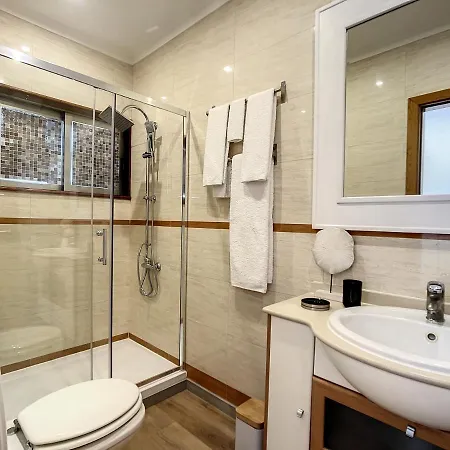 ゲストハウス Summer Cascade Pequeno Almoco Incluido