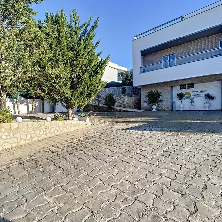 Summer Cascade Pequeno Almoco Incluido *