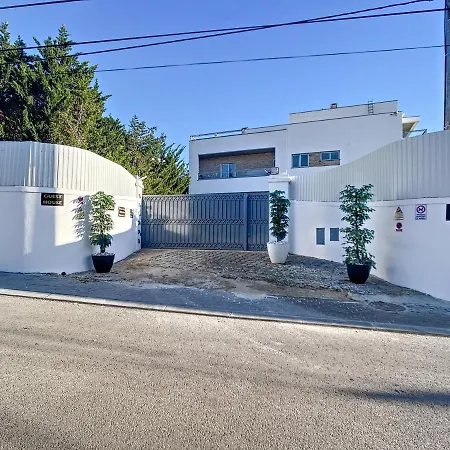 Summer Cascade Pequeno Almoco Incluido *