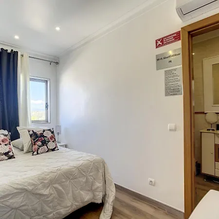 Summer Cascade Pequeno Almoco Incluido