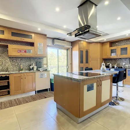 Guest house Summer Cascade Pequeno Almoco Incluido *