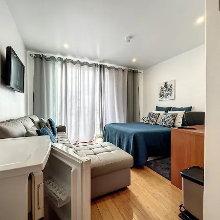 Summer Cascade Pequeno Almoco Incluido